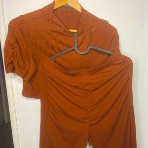 2 piece runched crop top and biker shorts